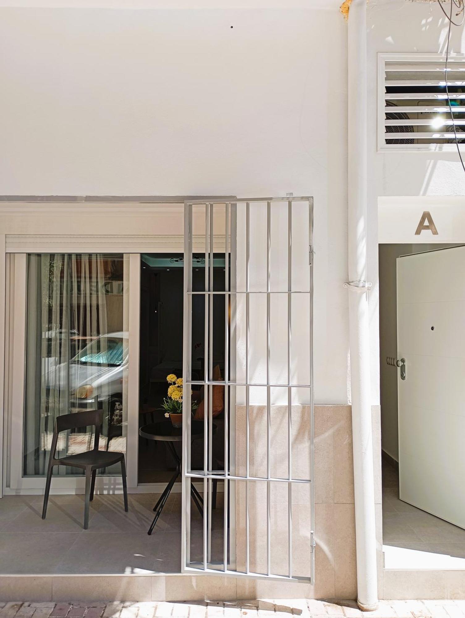 Moderno Apartamento En La Luz Malaga Zewnętrze zdjęcie