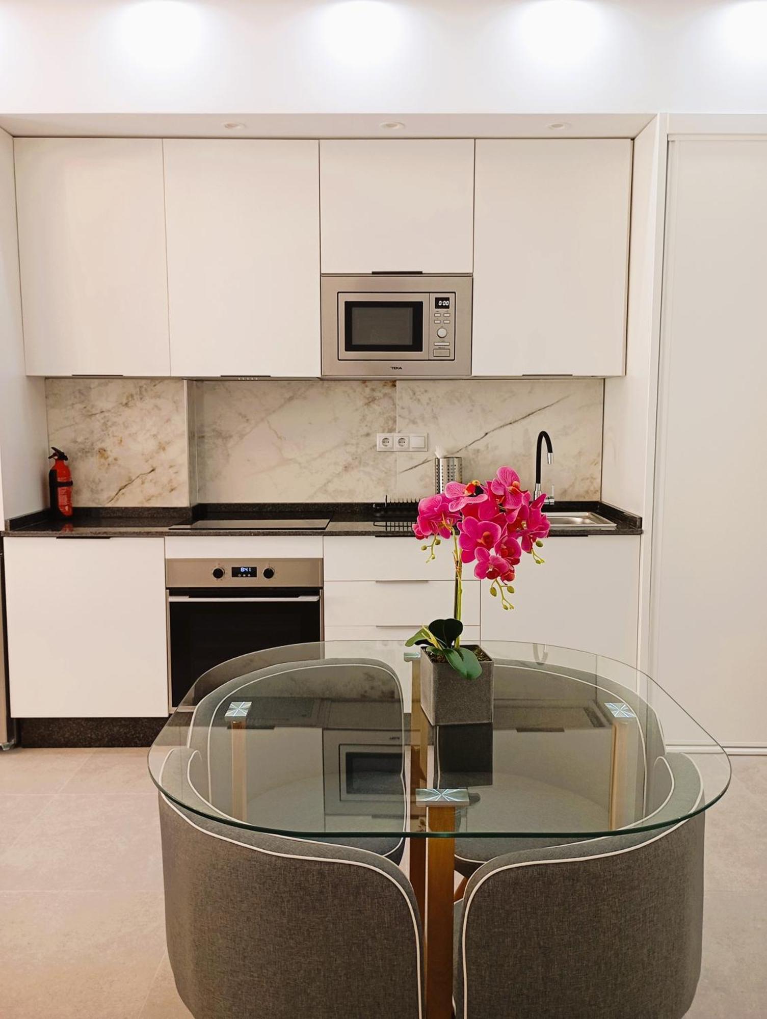 Moderno Apartamento En La Luz Malaga Zewnętrze zdjęcie